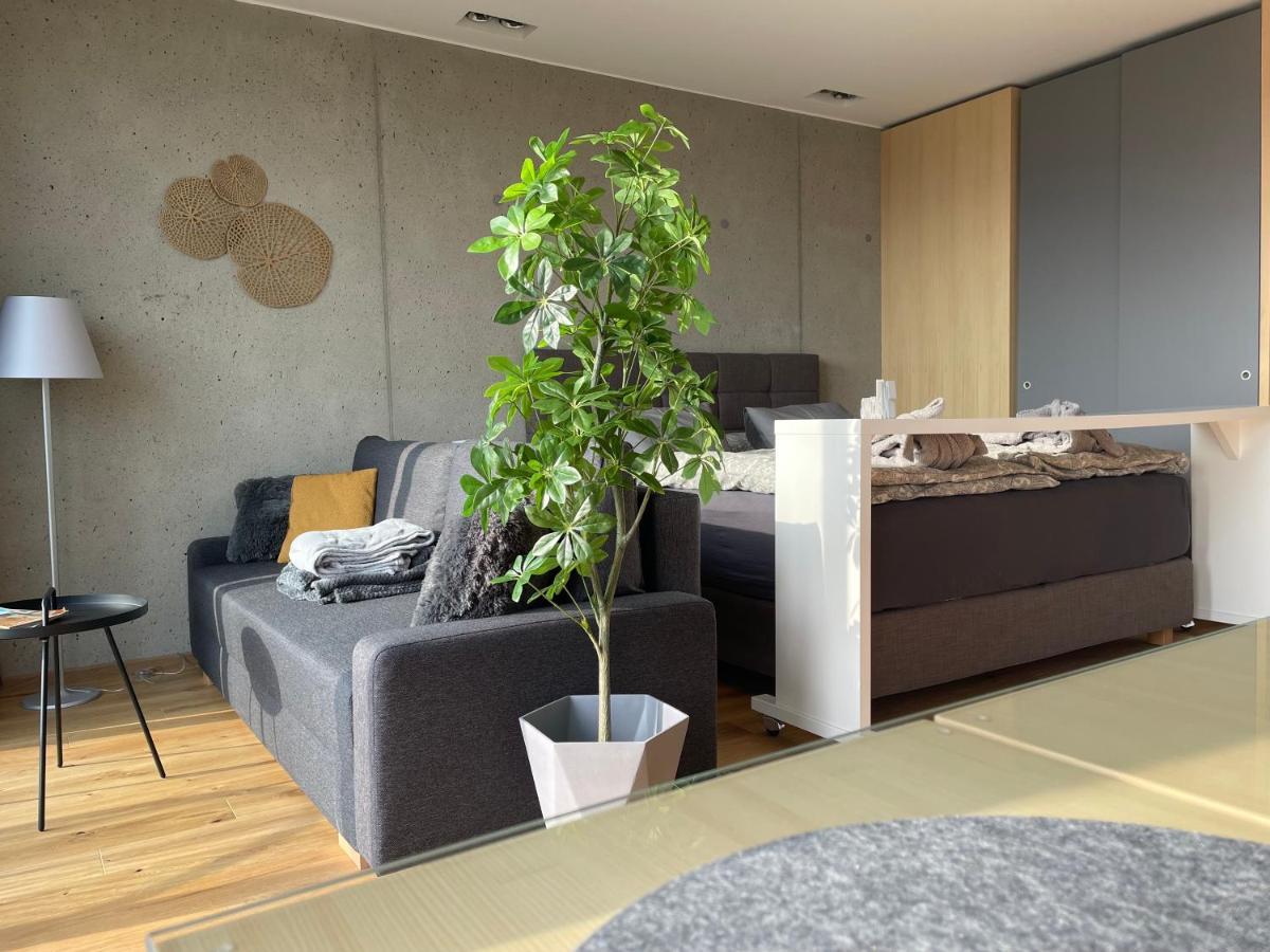 *Brandnew* Modernes Apartment In Den Weinbergen Mit Pool Und Sauna Spielfeld Exterior foto